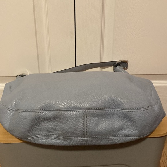 🔹Michael Kors🔹 Rhea🔹Pale Blue🔹Large Zip Shoulder Hobo Bag/EUC - Picture 5 of 14